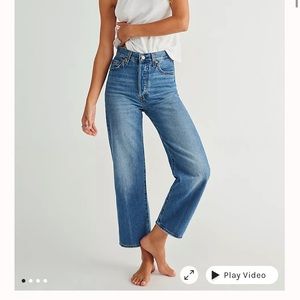 Levi’s rib cage straight